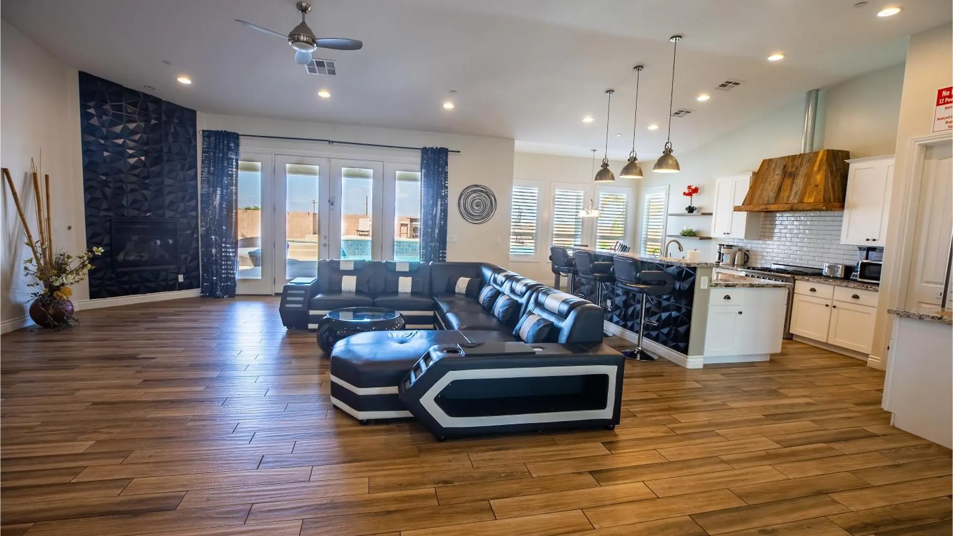 3400 Sqft House W/40Ft Heated Pool/Spa- Strip View Villa Las Vegas
